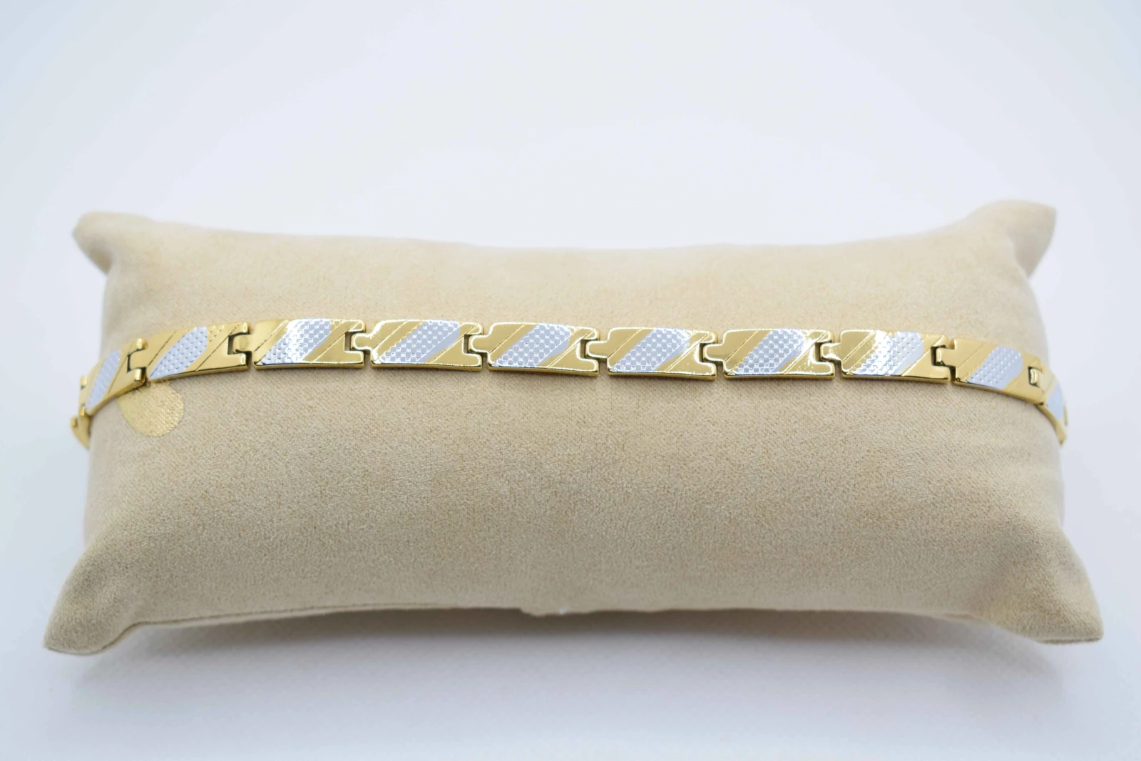 BRACCIALE 28