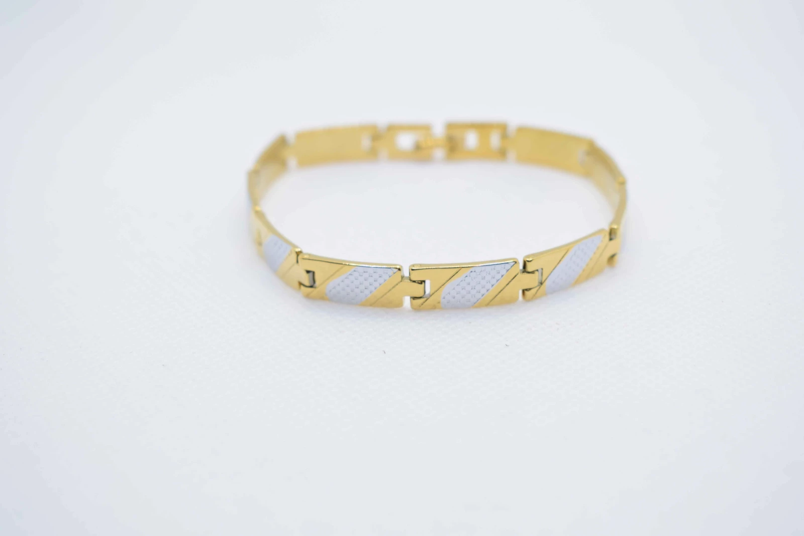 BRACCIALE 28