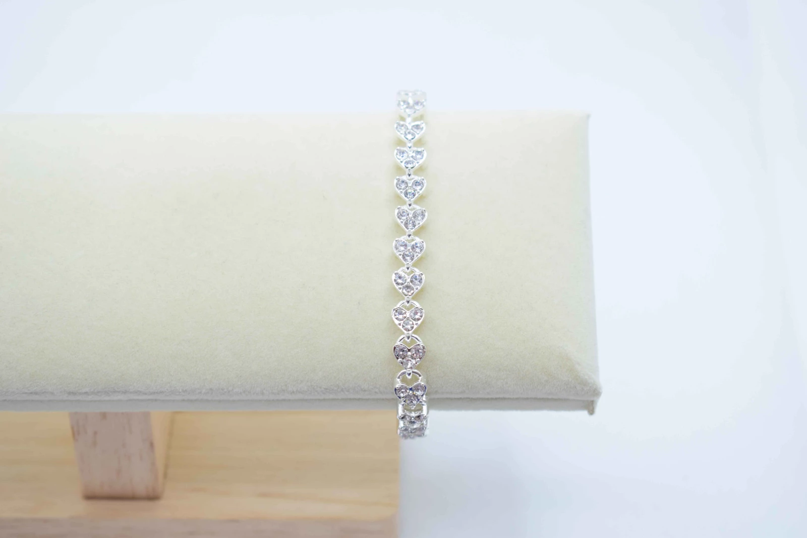 BRACCIALE 83