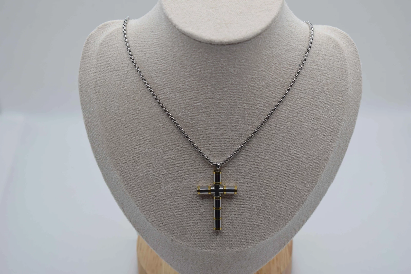 COLLANA CROCE 4