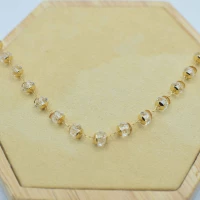 COLLANA PERLE BIANCHE CON COPRIPERLE