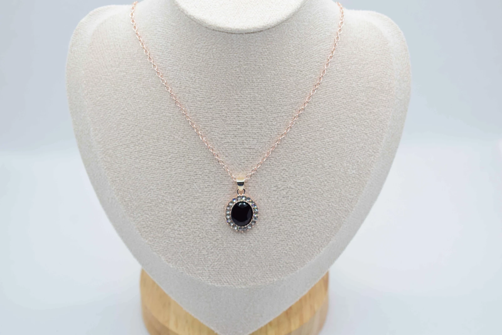 COLLANA PIETRA NERA STRASS