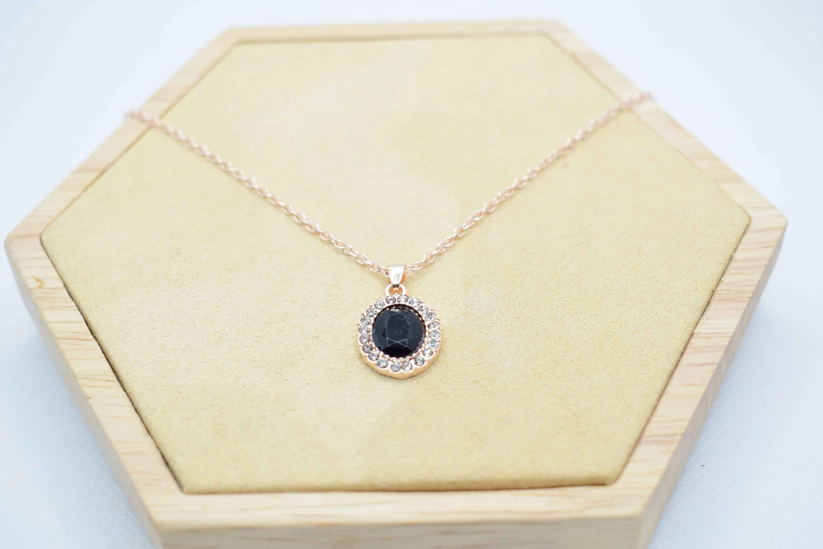 COLLANA PIETRA NERA STRASS