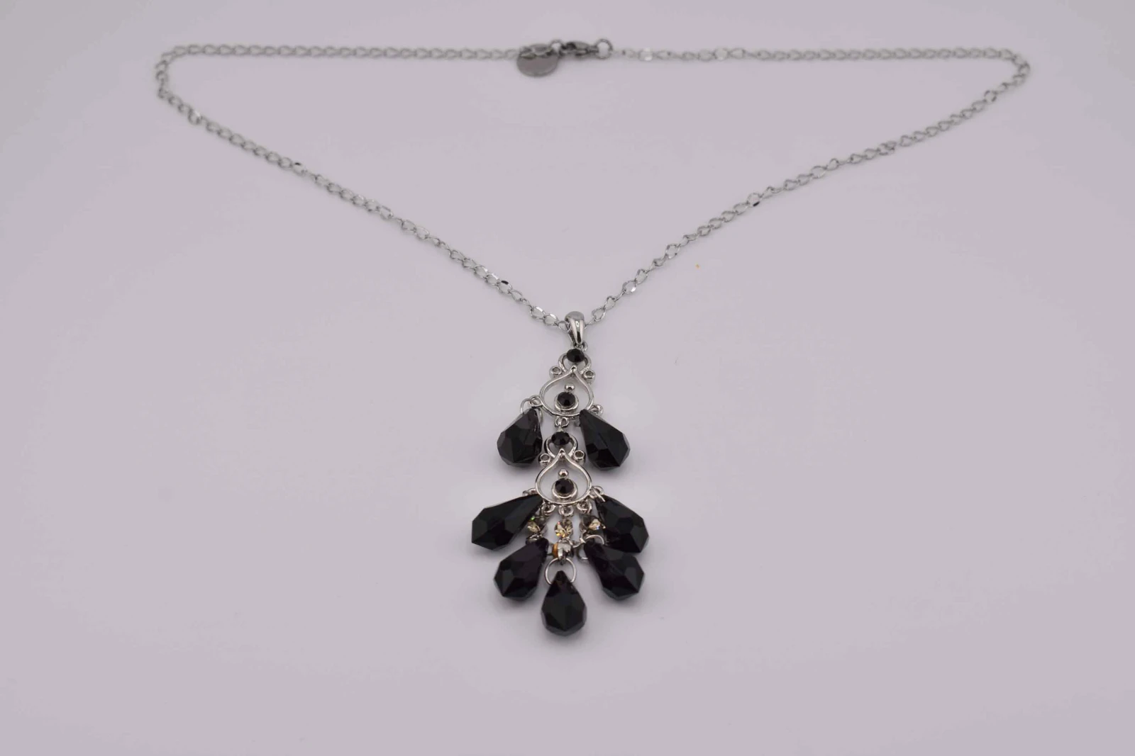 COLLANA MULTICIONDOLI PIETRA E STRASS NERI ARGENTO