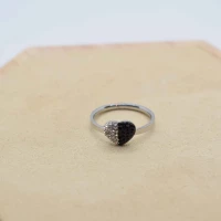 ANELLO ARGENTO CUORE STRASS BIANCO E NERO