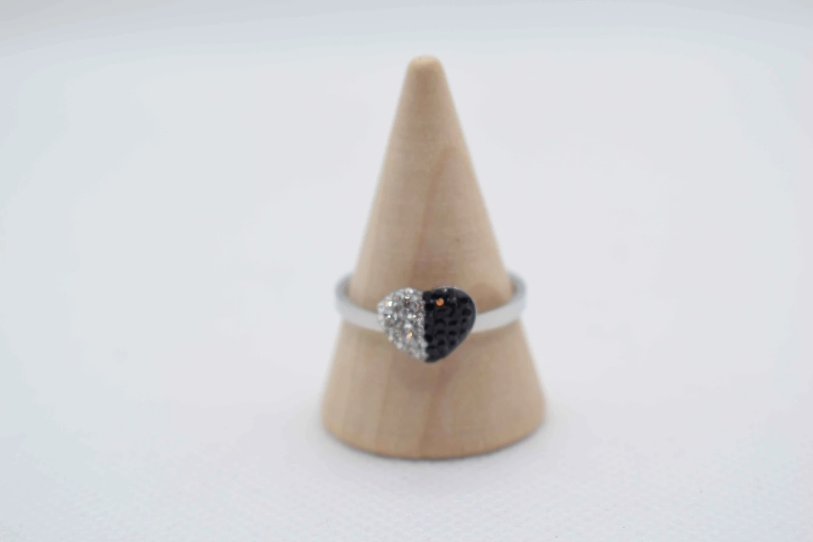 ANELLO ARGENTO CUORE STRASS BIANCO E NERO