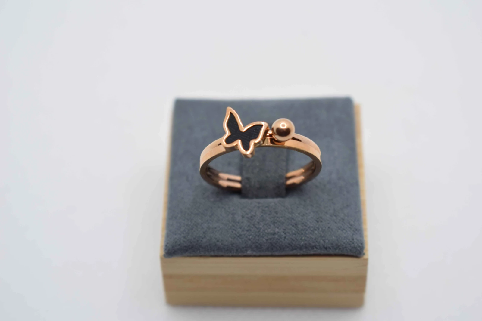 DOPPIO ANELLO ORO ROSA CON FARFALLA