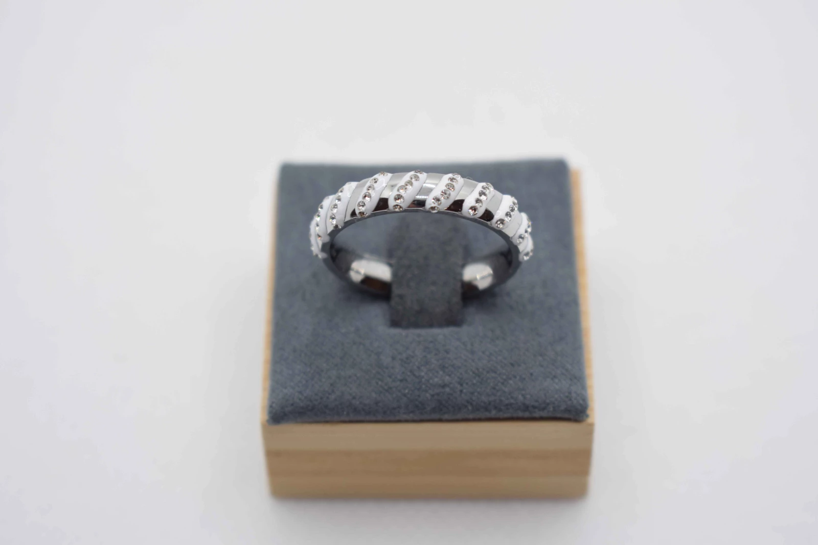 ANELLO ARGENTO CON STRASS