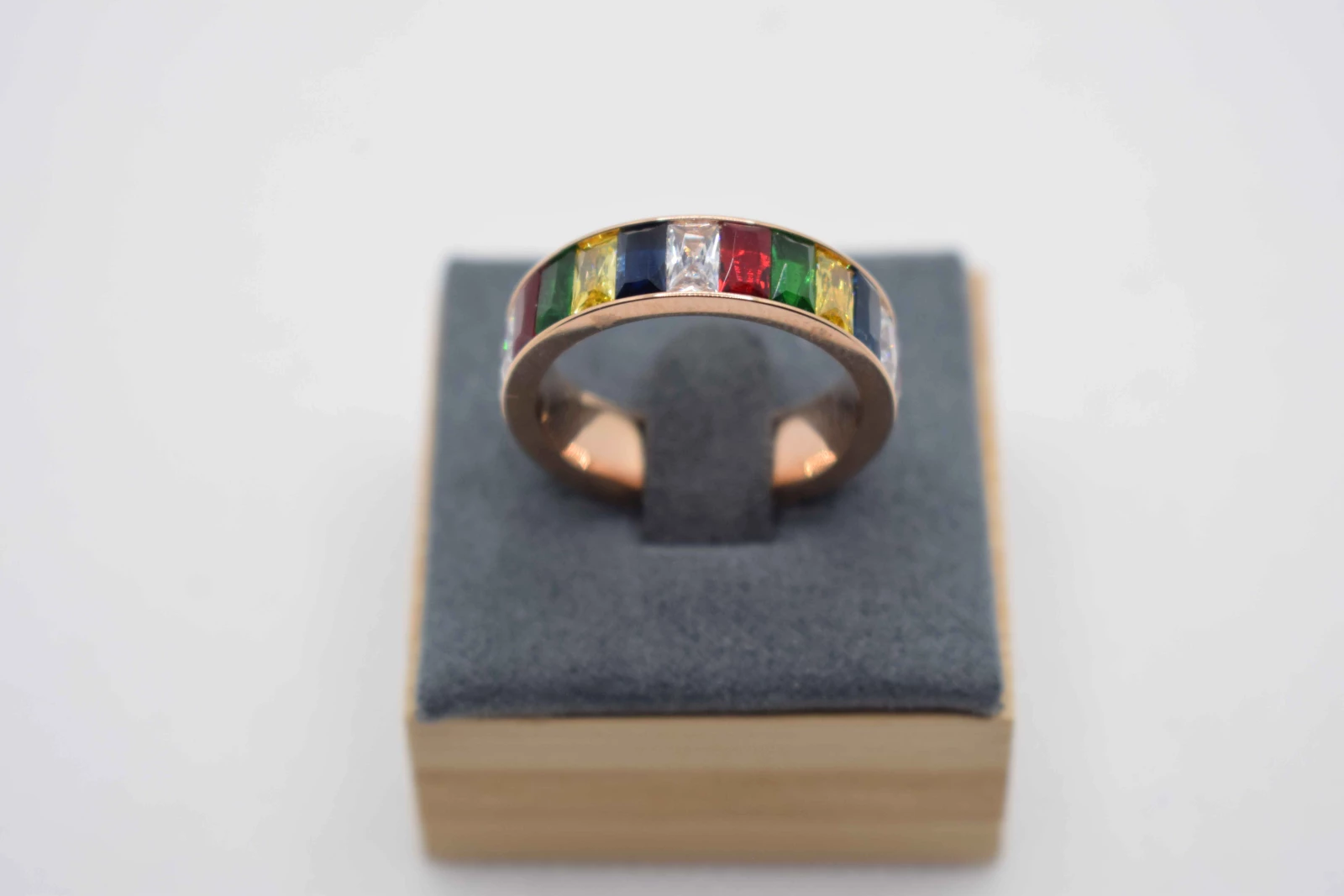ANELLO ORO ROSA ARCOBALENO