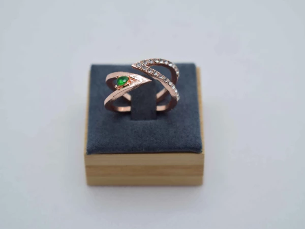 ANELLO ORO ROSA PIETRA VERDE STRASS