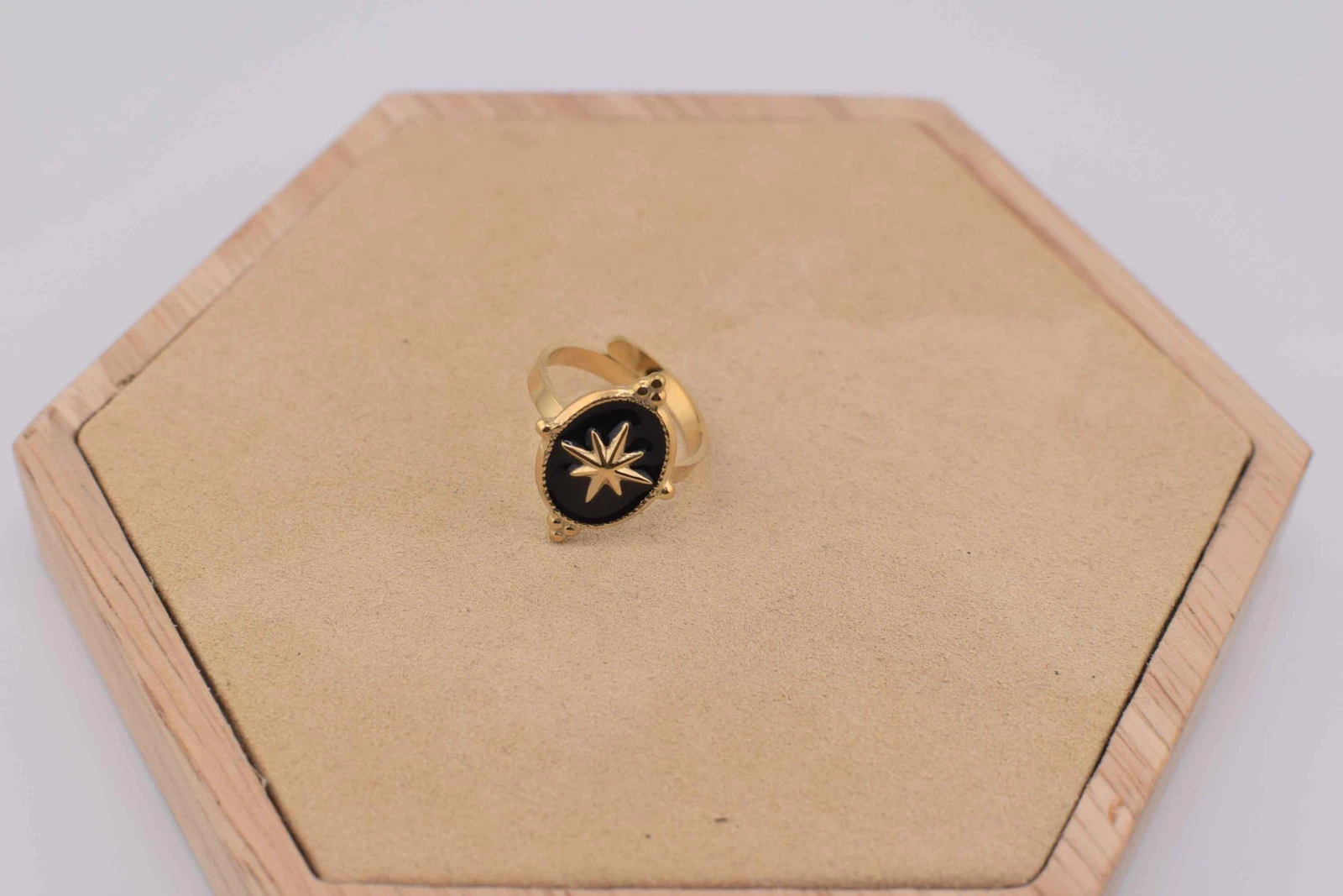 ANELLO STELLA COMETA OVALE ORO
