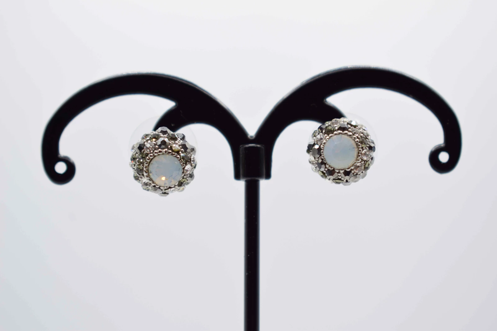 ORECCHINI A PALLA ARGENTO SCURO STRASS NERI
