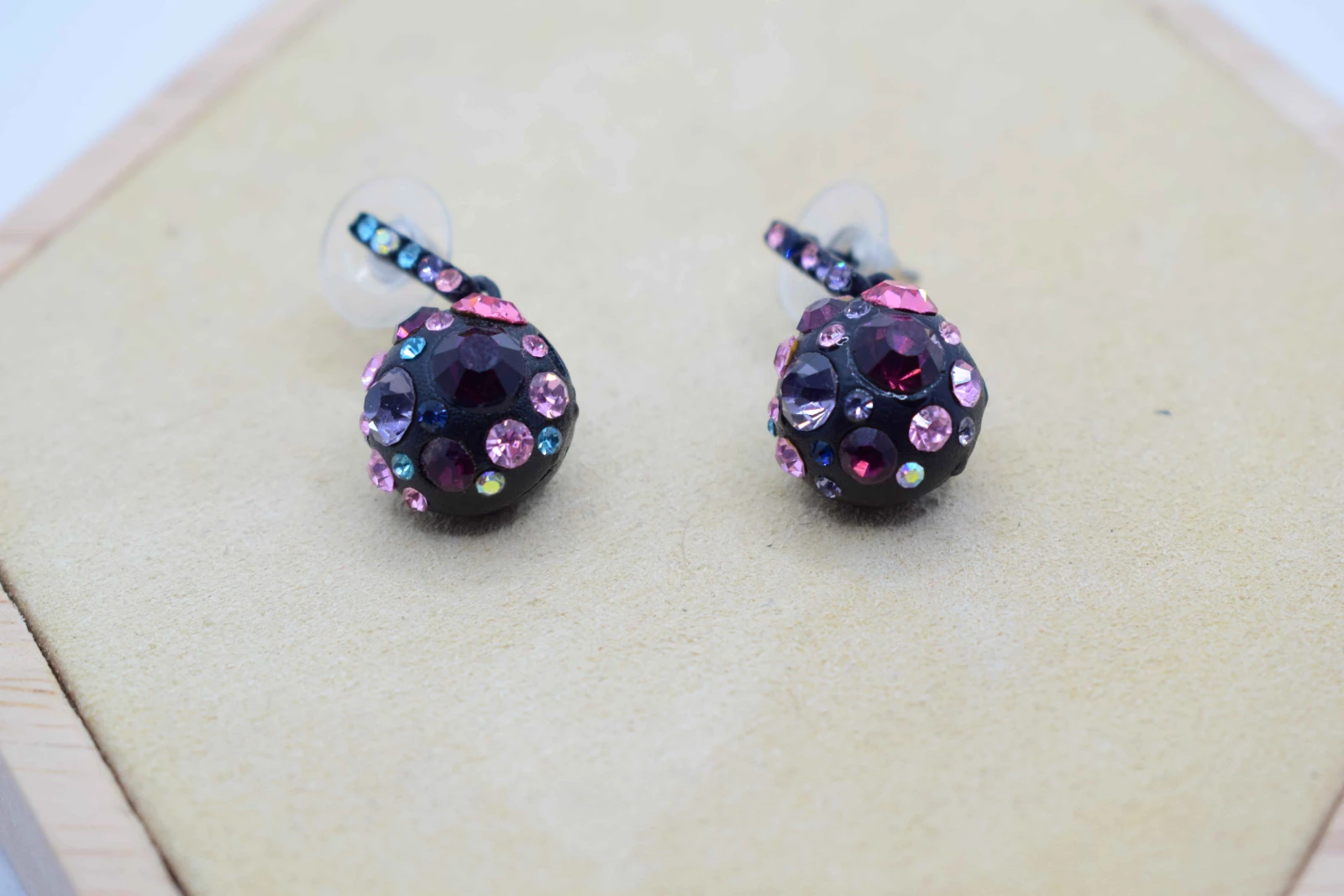 ORECCHINI A PALLA NERO STRASS MULTICOLORE
