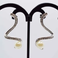 ORECCHINI MONOPERLA SPIRALE ARGENTO STRASS