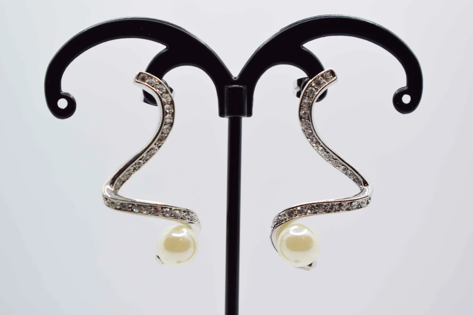 ORECCHINI MONOPERLA SPIRALE ARGENTO STRASS