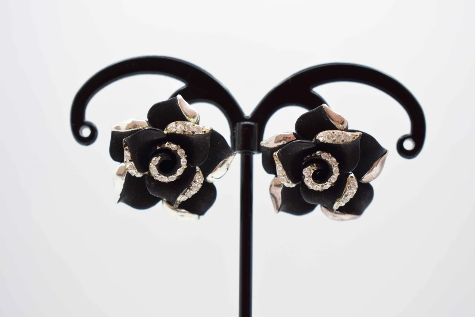 ORECCHINI FIORE NERO ARGENTO STRASS
