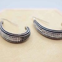 ORECCHINI SEMICERCHIO ARGENTO E NERO STRASS
