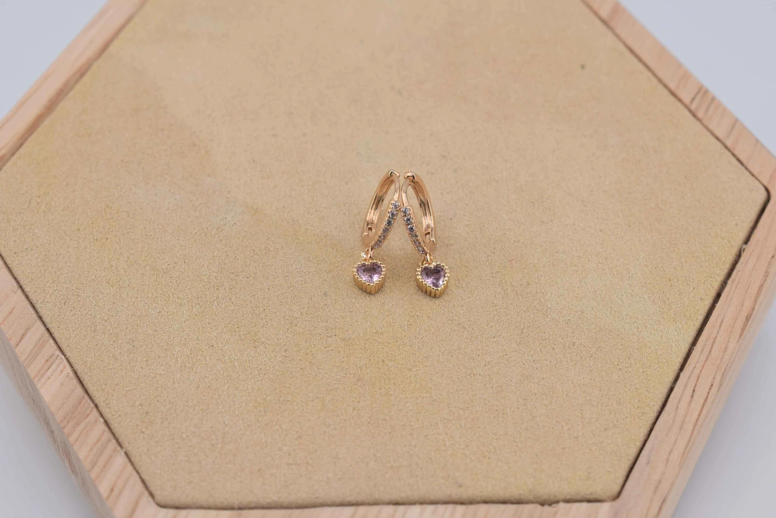 ORECCHINI CUORE DIAMANTE VIOLA STRASS ORO
