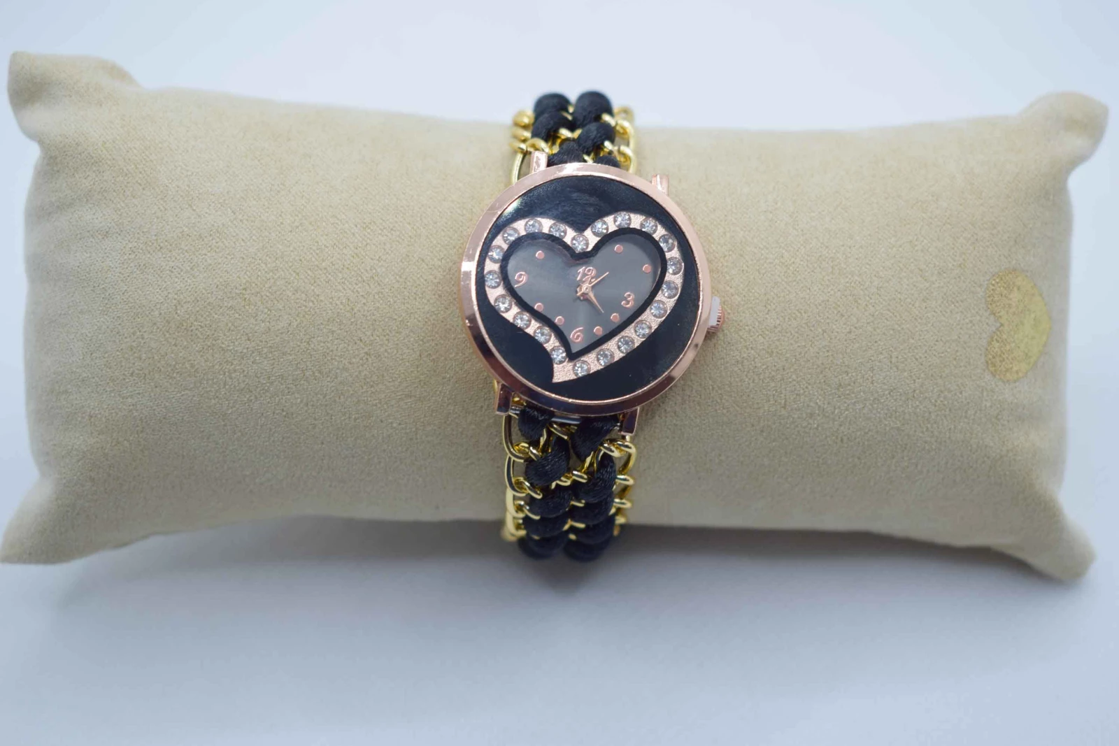 OROLOGIO CINGHIA ACCIAIO TESSUTO ORO NERO QUADRANTE NERO CUORE STRASS