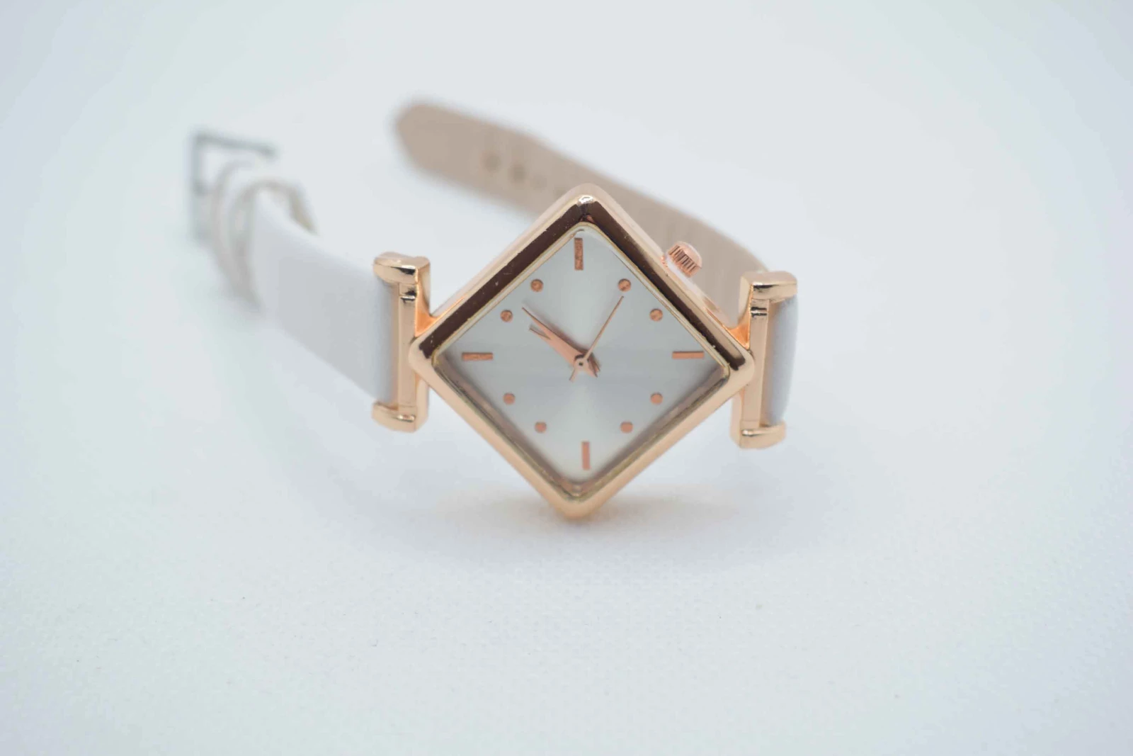 OROLOGIO CINGHIA CUOIO BIANCO QUADRANTE ROMBO BIANCO