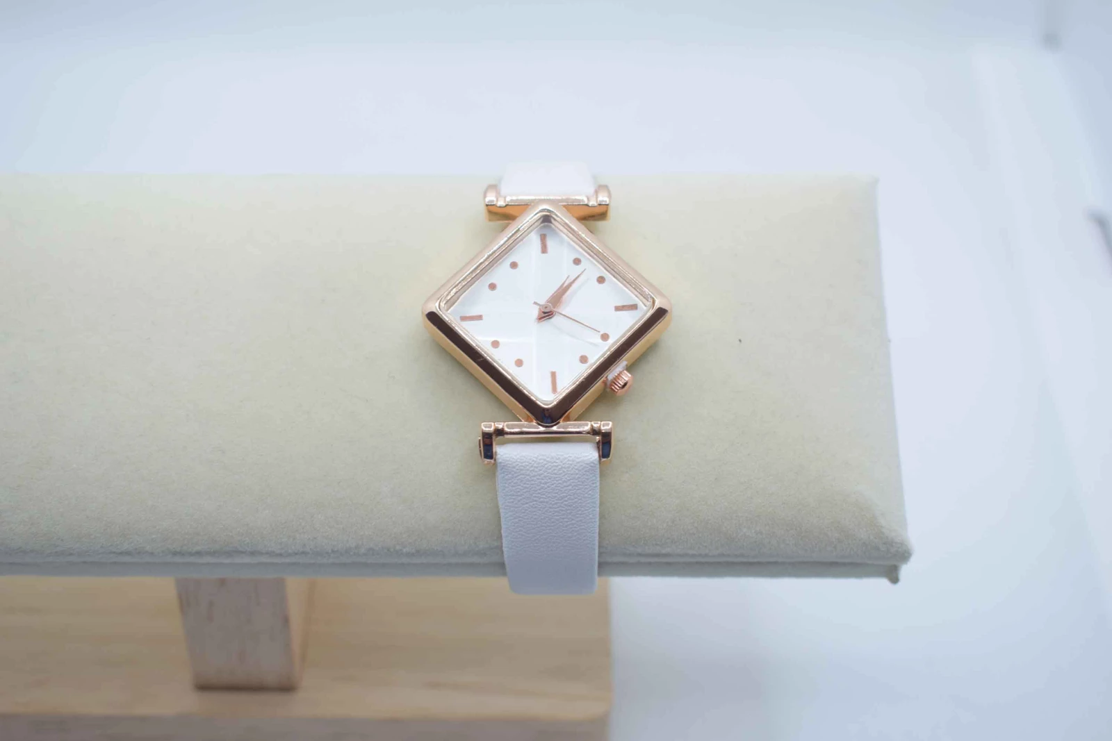 OROLOGIO CINGHIA CUOIO BIANCO QUADRANTE ROMBO BIANCO
