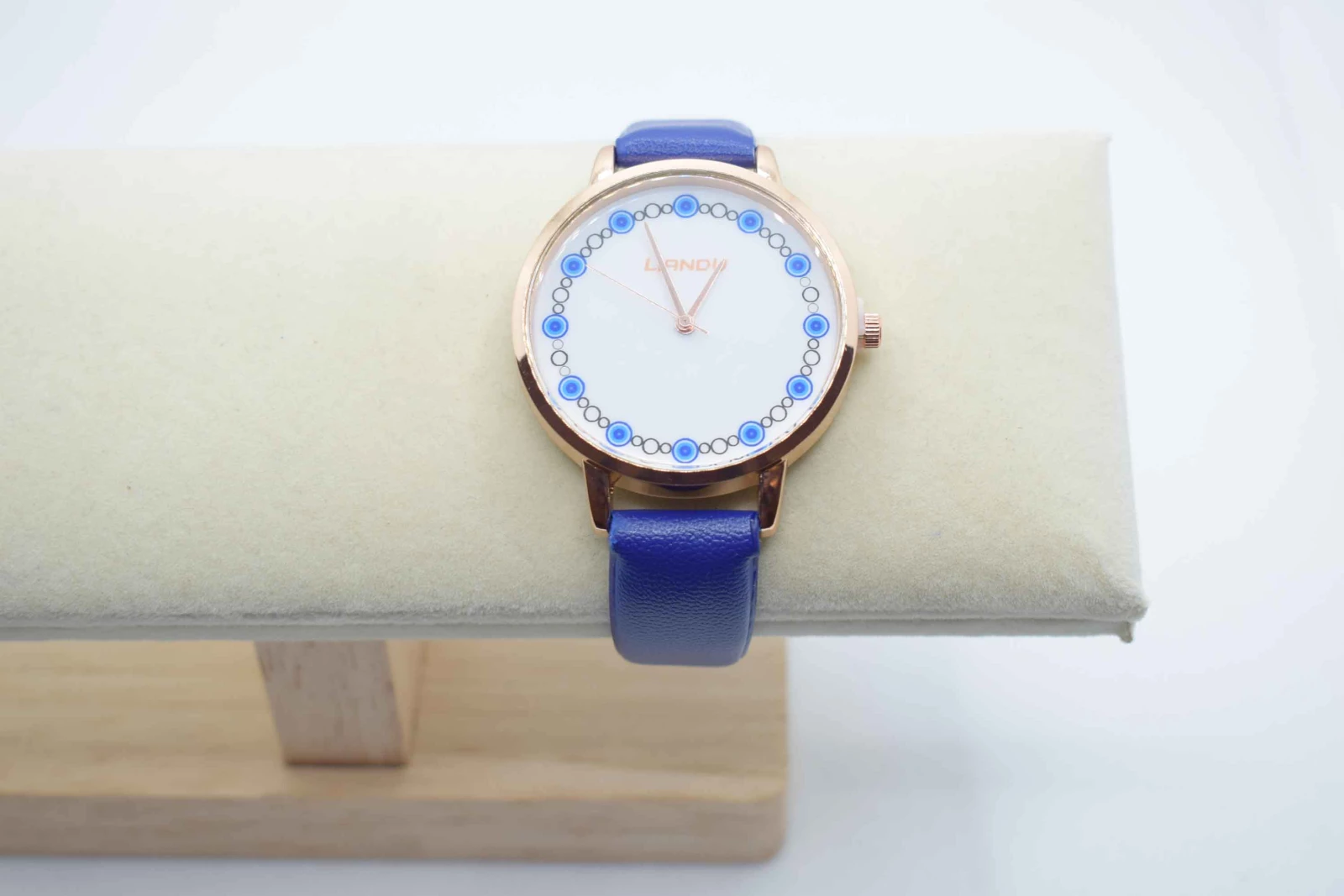 OROLOGIO CINGHIA CUOIO BLU QUADRANTE BIANCO CONTORNO BLU