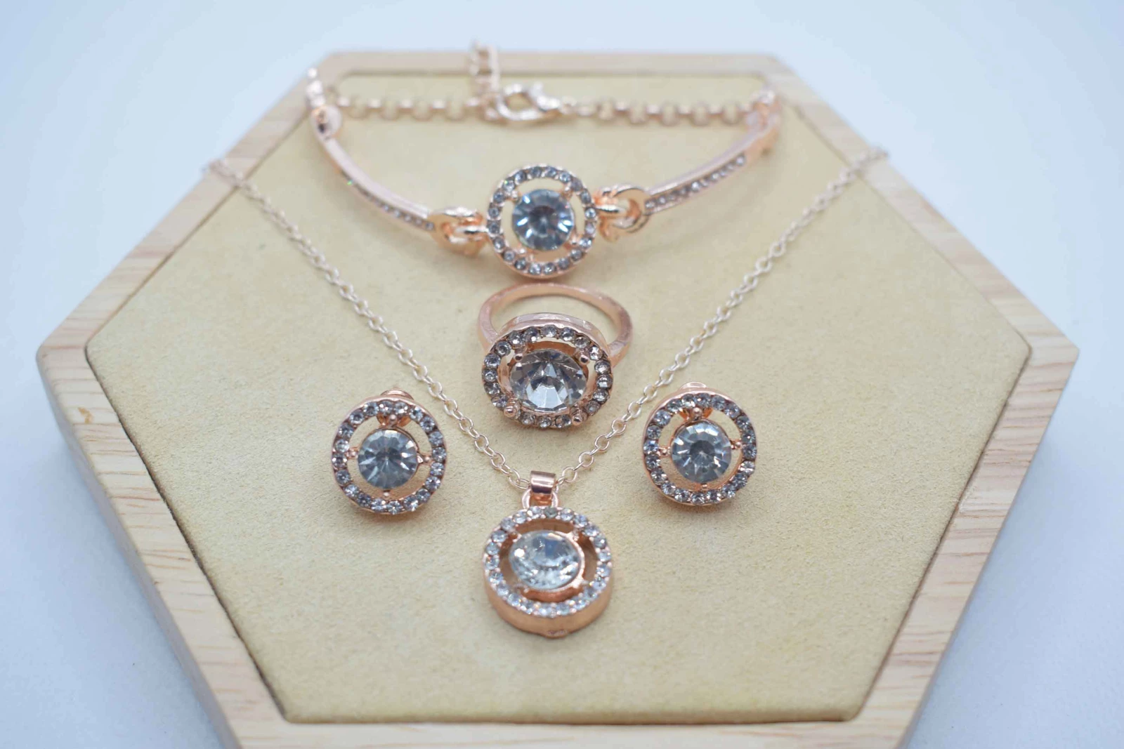 SET BRILLANTE STRASS (RCC109+CLL0124+NLL036+BRC112)