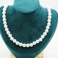 COLLANA DI PERLE BIANCHE