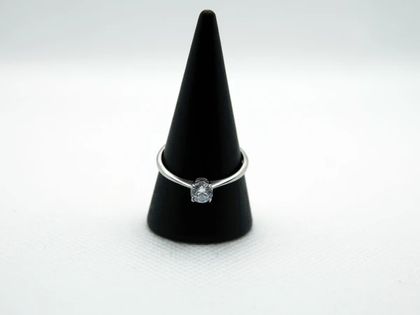 ANELLO SOLITARIO ARGENTO CON PUNTO LUCE