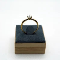 ANELLO SOLITARIO ORO GIALLO CON PUNTO LUCE