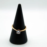 ANELLO SOLITARIO ORO ROSA CON PUNTO LUCE 2