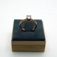 ANELLO SOLITARIO ORO ROSA CON PUNTO LUCE 2
