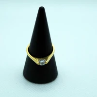 ANELLO SOLITARIO ORO GIALLO CON PUNTO LUCE 3