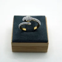 ANELLO ORO GIALLO CON SERPENTE STRASS