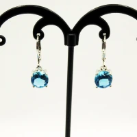 ORECCHINI DIAMANTE BLU