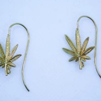ORECCHINI ORO MARIJUANA
