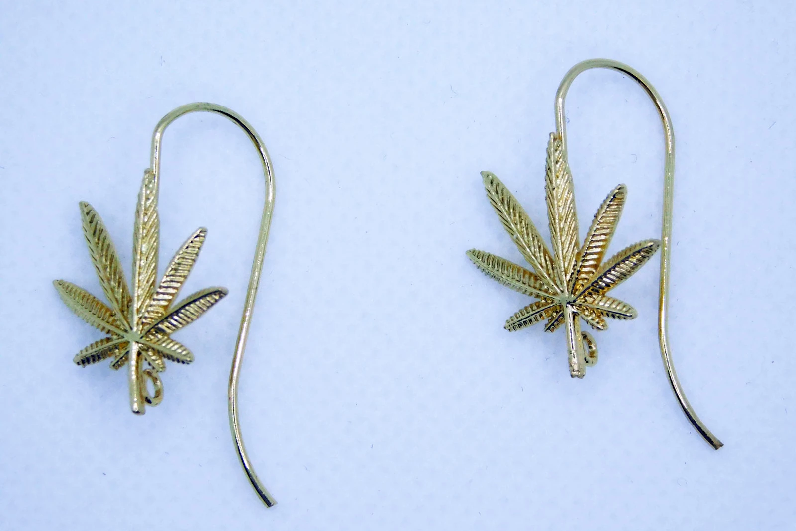 ORECCHINI ORO MARIJUANA