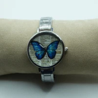 OROLOGIO CON CINGHIA IN METALLO