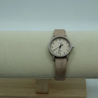 OROLOGIO CON CINGHIA IN CUOIO MARRONE CHIARO