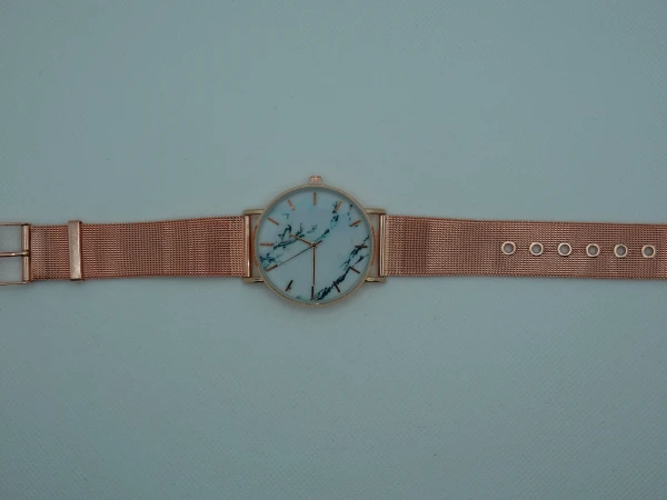 OROLOGIO CON CINGHIA IN ACCIAIO ROSA