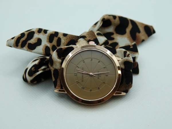 OROLOGIO CON CINGHIA IN TESSUTO LEOPARDATO