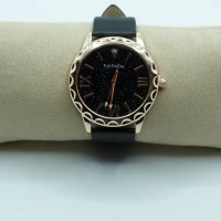 OROLOGIO CON CINGHIA NERA E QUADRANTE NERO BRILLANTINATO