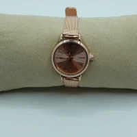 OROLOGIO CON CINGHIA IN ACCIAIO ROSA E QUADRANTE ROSA